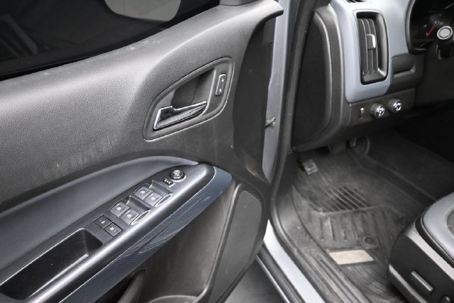 Used 2020 Chevrolet Colorado Z71 AWD/4WD image 14