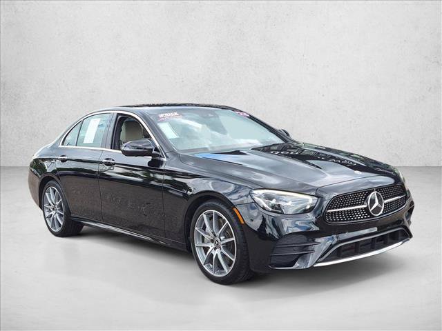 Used 2022 Mercedes-Benz E 350 Sedan image 3
