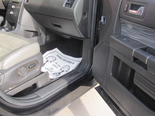 Used 2019 Ford Flex SEL w/ Equipment Group 202A FWD image 12