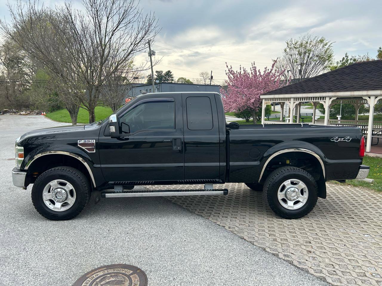Used 2010 Ford F350 XLT image 8