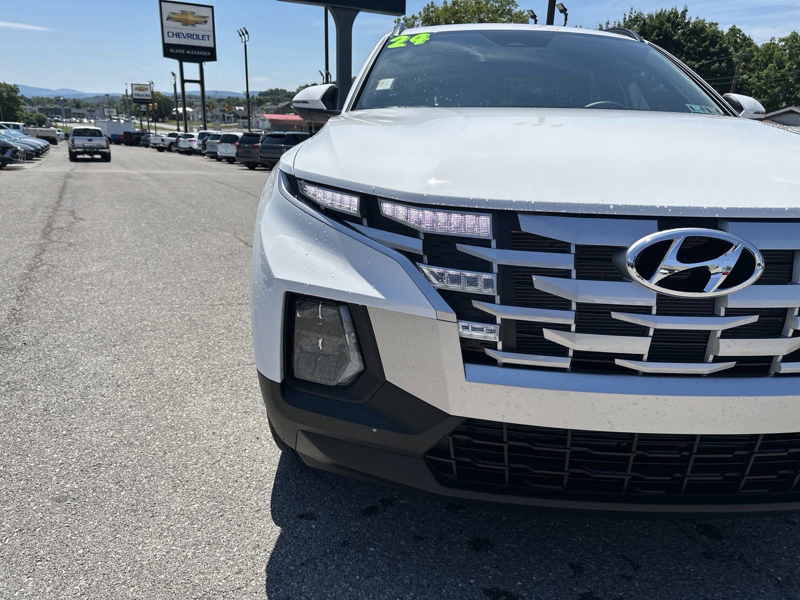 Used 2024 Hyundai Santa Cruz SEL w/ Activity Package image 10