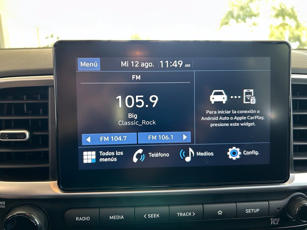 Used 2026 Hyundai Venue SEL FWD image 8
