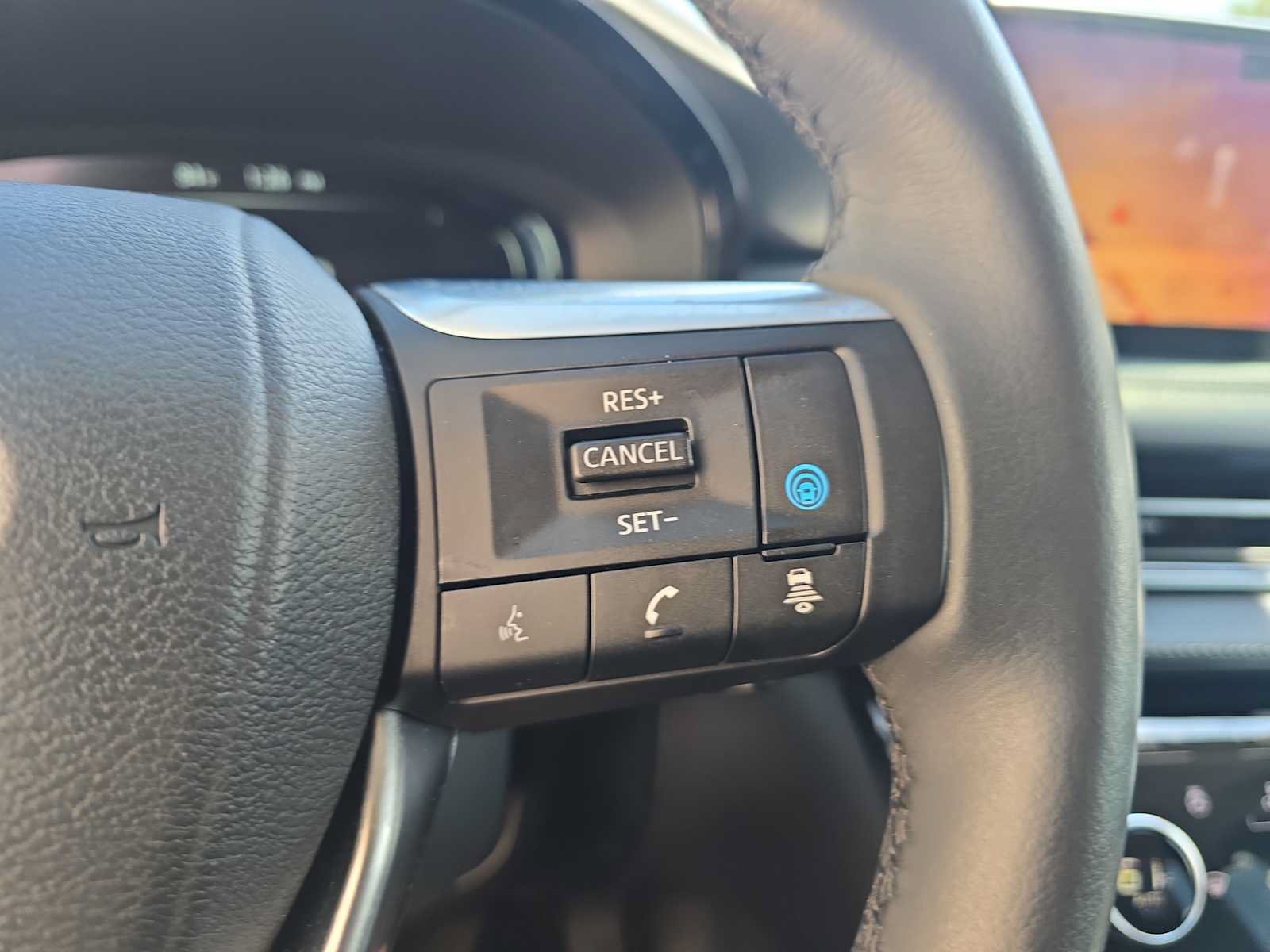 Used 2025 INFINITI QX60 Luxe FWD image 23