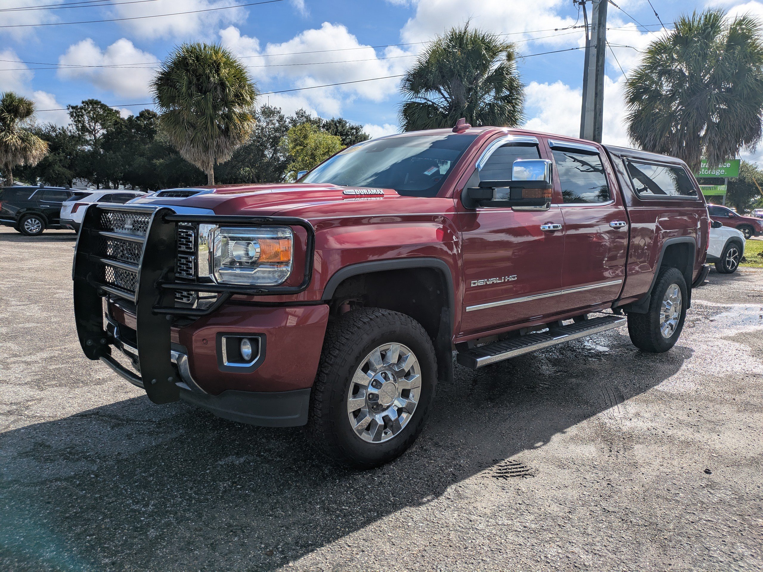 Used 2018 GMC Sierra 2500 Denali w/ Duramax Plus Package AWD/4WD image 8