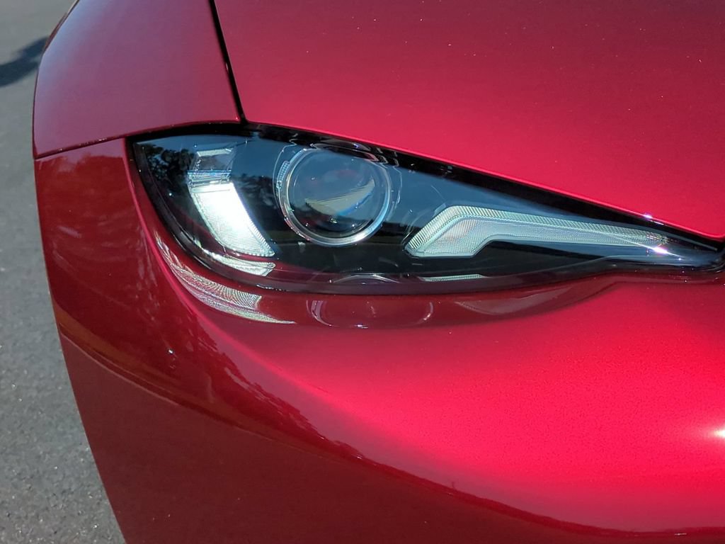 Certified 2026 MAZDA MX-5 Miata RF Grand Touring RWD image 9