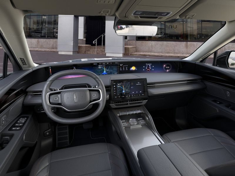New 2026 Lincoln Nautilus Premier AWD/4WD image 9
