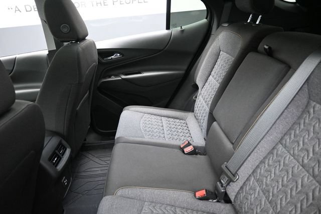 Used 2023 Chevrolet Equinox LT AWD/4WD image 23