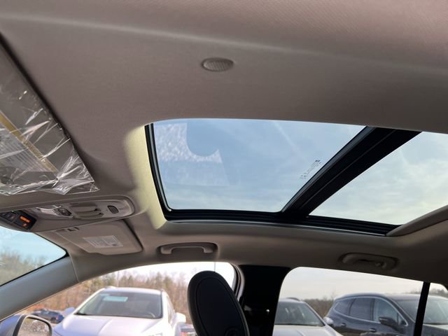 Used 2023 Buick Encore GX Essence w/ Experience Buick Package image 11