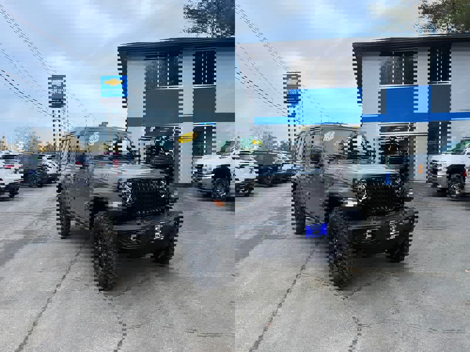 Used 2022 Jeep Wrangler Unlimited Willys image 8