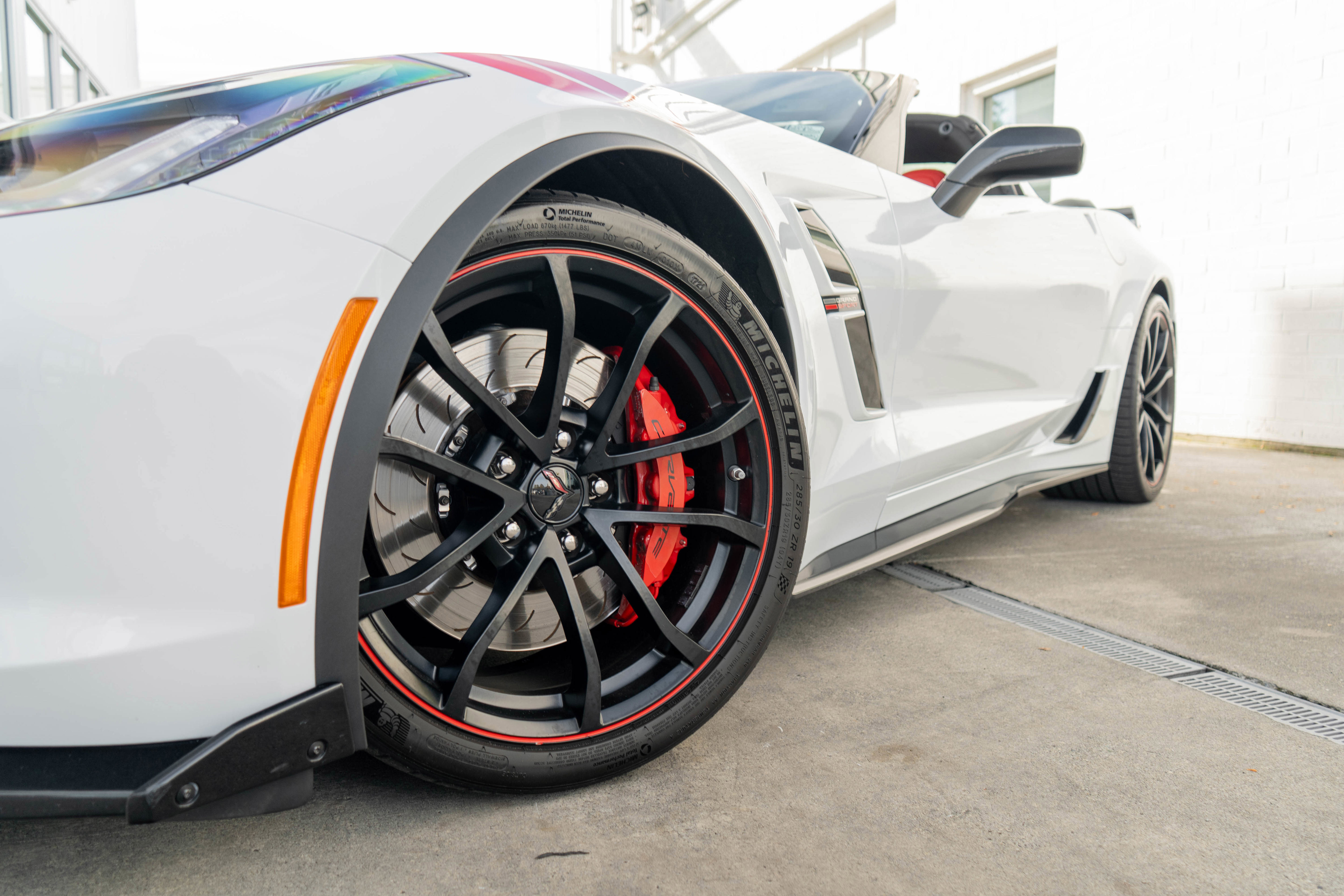 Used 2017 Chevrolet Corvette Grand Sport image 4