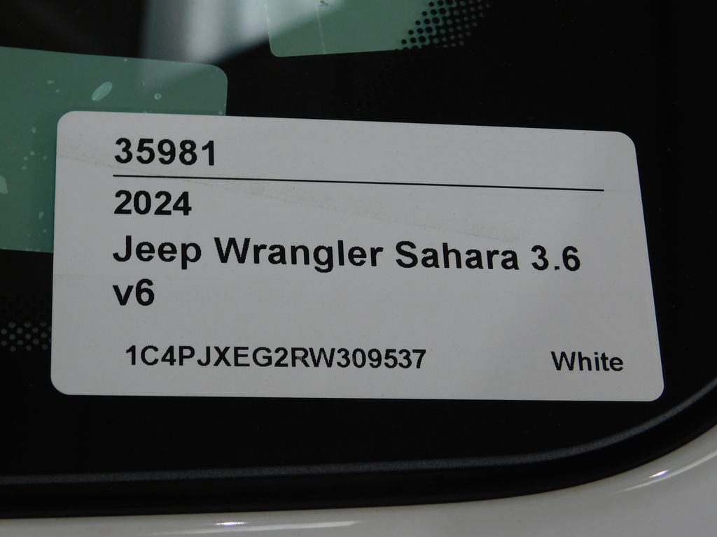 Used 2024 Jeep Wrangler Unlimited Sahara w/ Technology Group AWD/4WD image 81