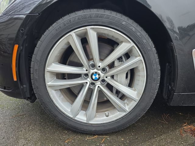 Used 2016 BMW 750i xDrive image 31