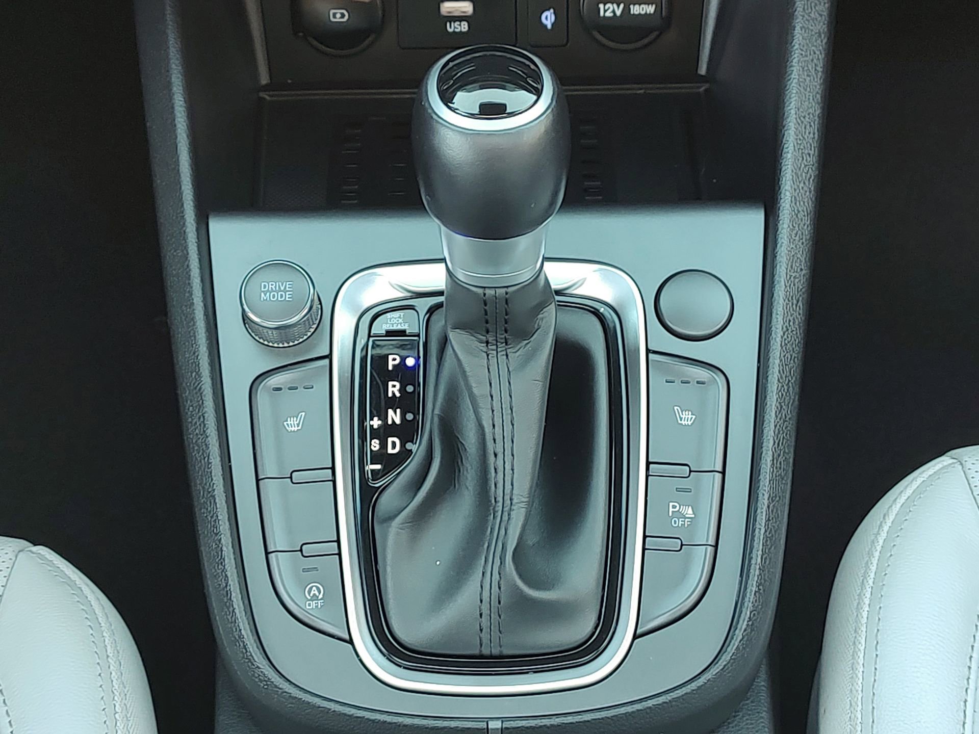 Used 2022 Hyundai Kona Limited image 36