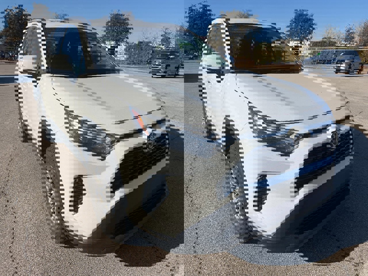 Used 2024 Toyota RAV4 XLE image 3