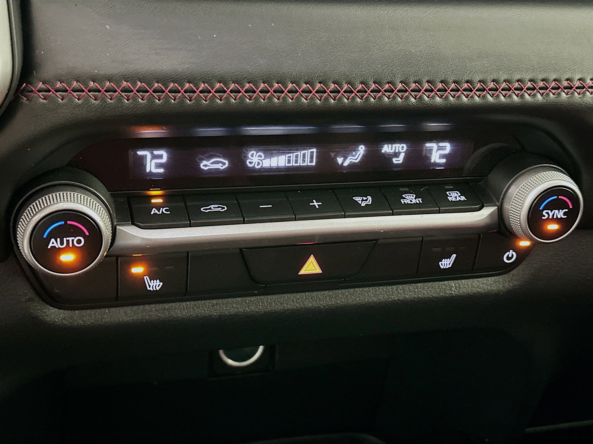 Used 2025 MAZDA CX-50 AWD 2.5 Hybrid w/ Premium Pkg image 22