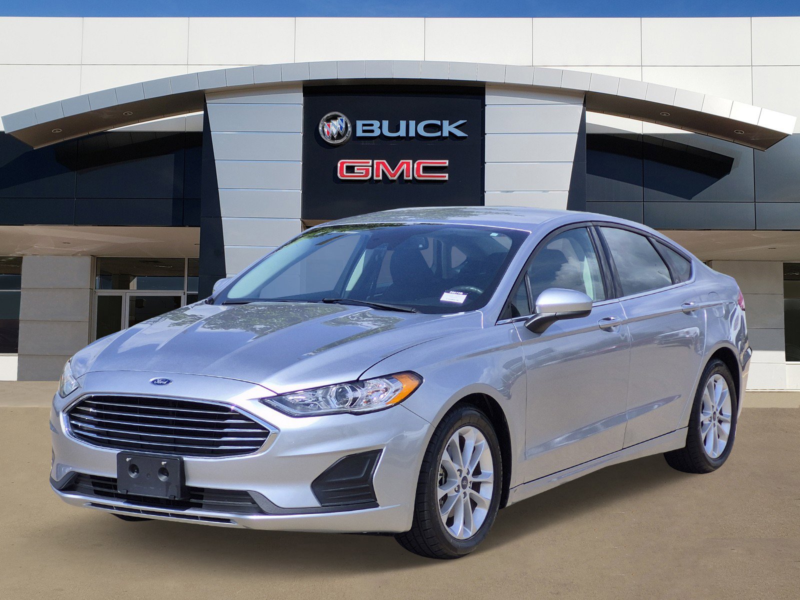 Used 2020 Ford Fusion SE FWD image 3