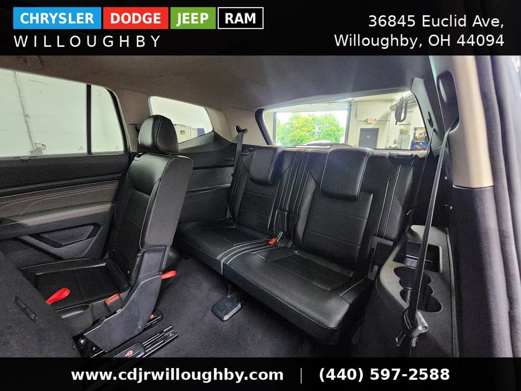 Used 2021 Volkswagen Atlas SE w/ Panoramic Sunroof Package AWD/4WD image 31