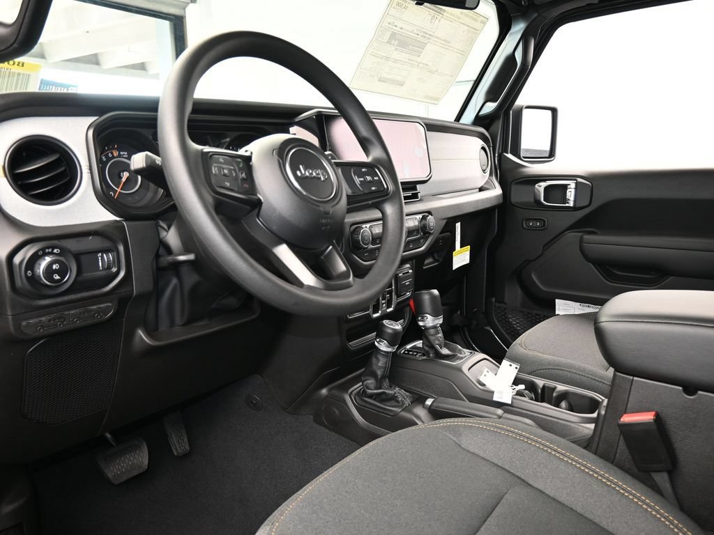 New 2026 Jeep Gladiator Sport AWD/4WD image 12