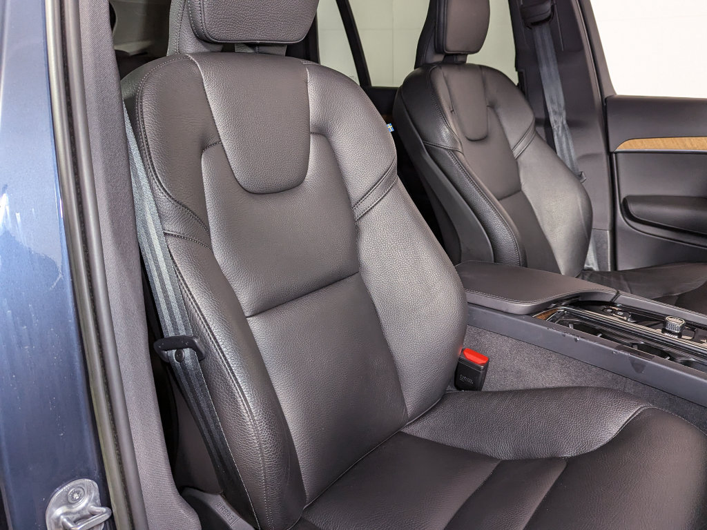 Used 2023 Volvo XC90 B6 Plus w/ Protection Package Premier AWD/4WD image 26