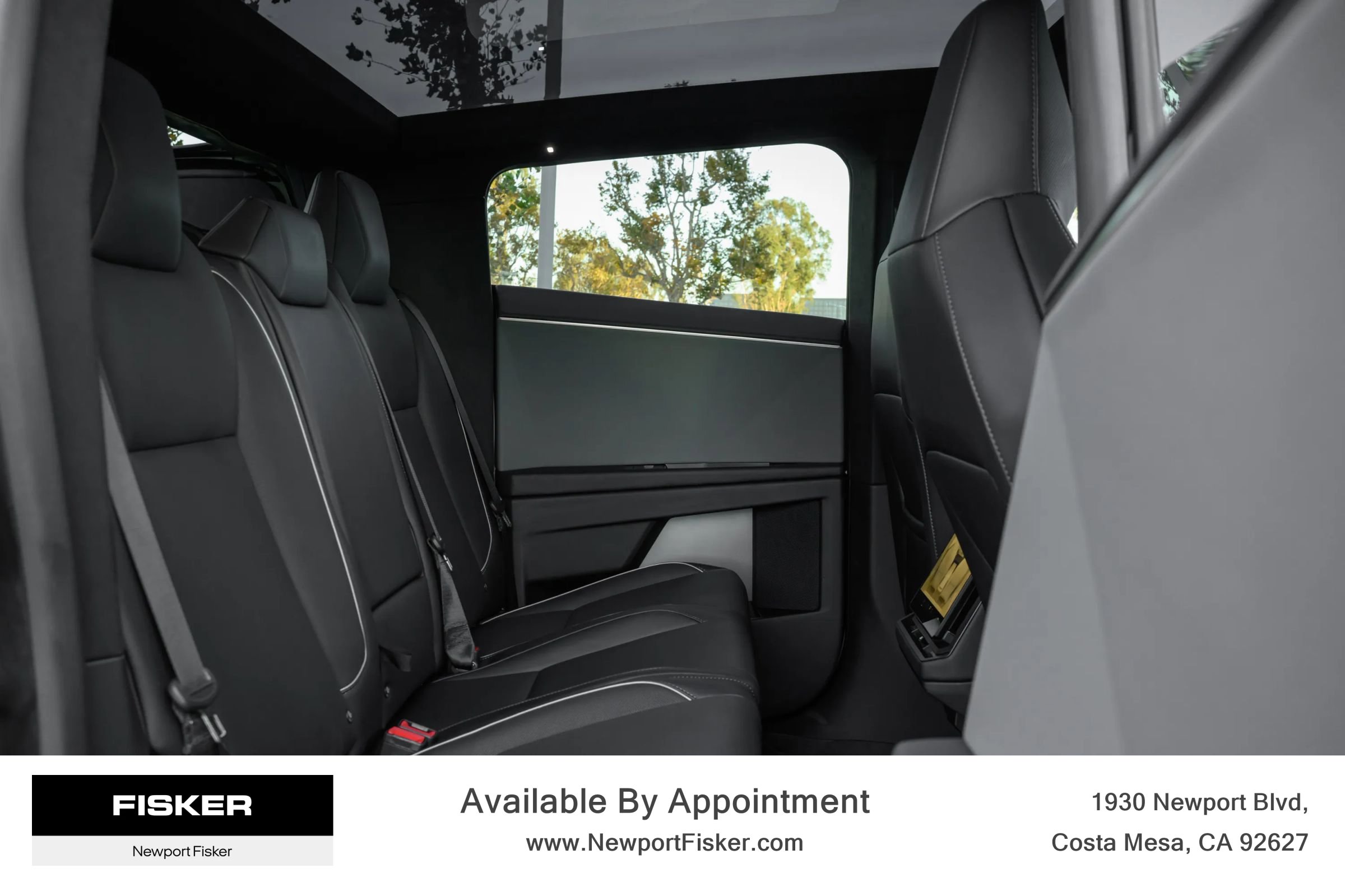 Used 2024 Tesla Cybertruck AWD Crew Cab image 25