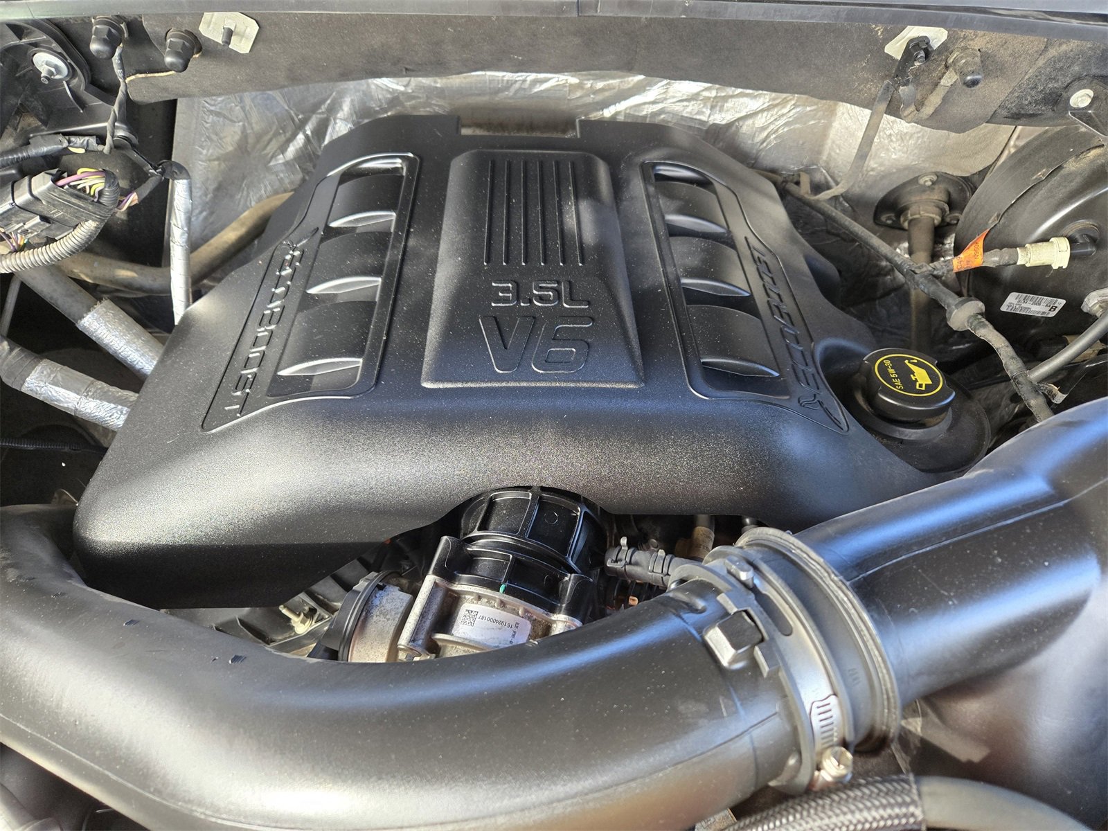 Used 2016 Ford F150 Platinum w/ Equipment Group 701A Luxury image 31