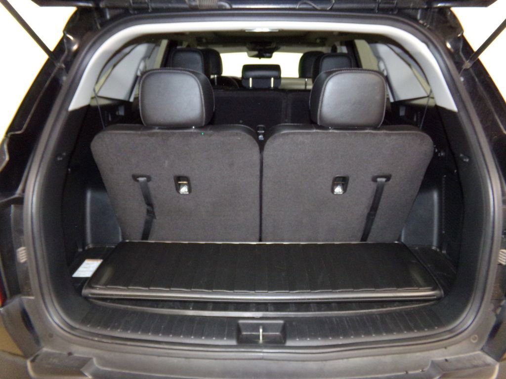 Used 2023 Kia Sorento S w/ Panoramic Sunroof Package image 30