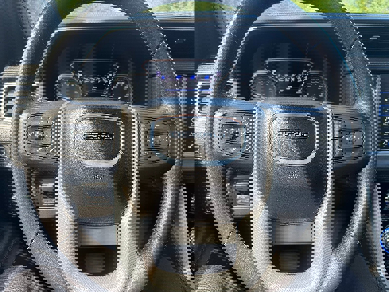 Used 2021 GMC Yukon XL Denali w/ Denali Ultimate Package image 13