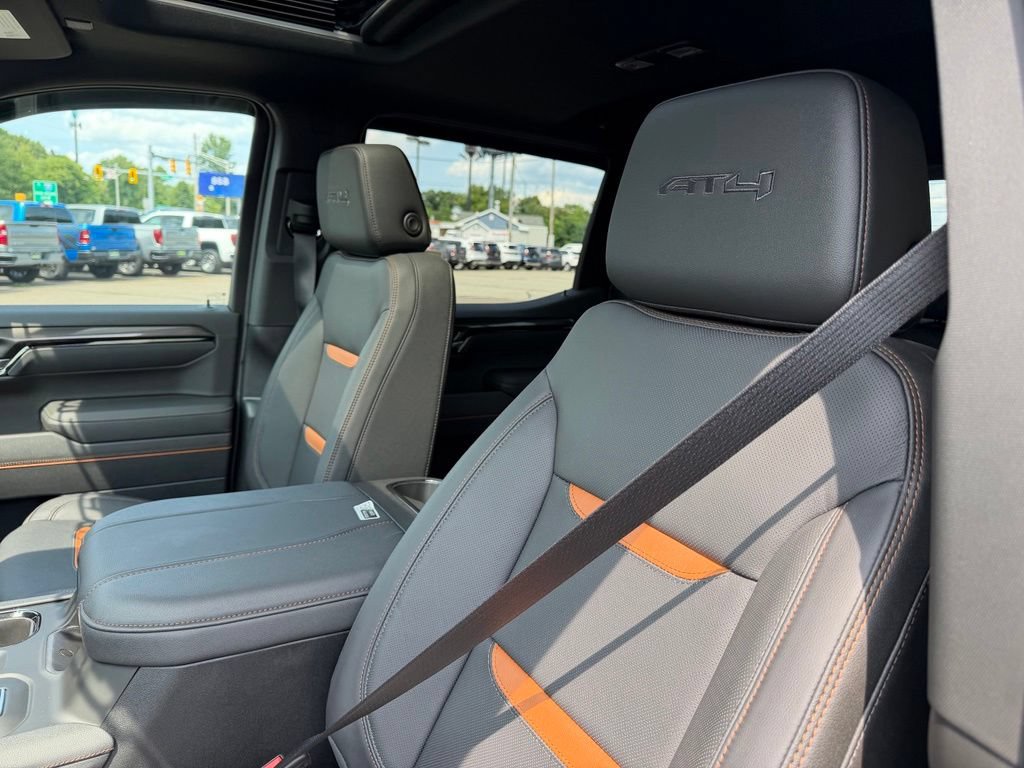 New 2026 GMC Sierra 1500 AT4 w/ Technology Package AWD/4WD image 18