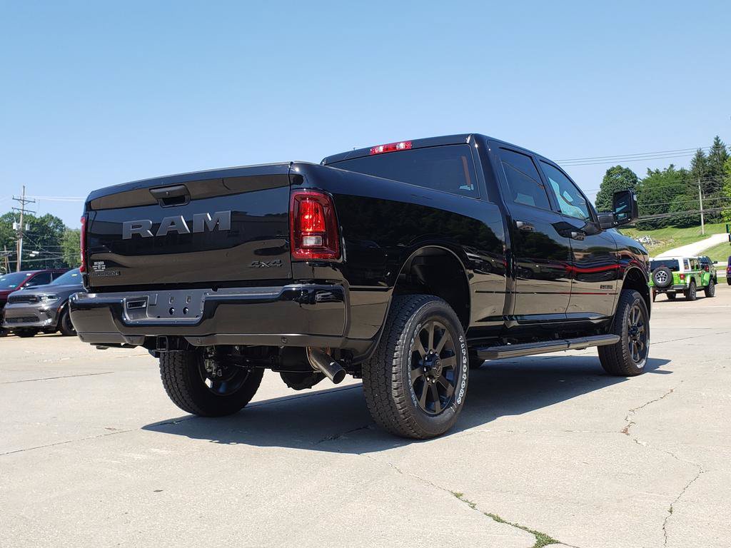 New 2026 RAM 2500 Big Horn AWD/4WD image 3