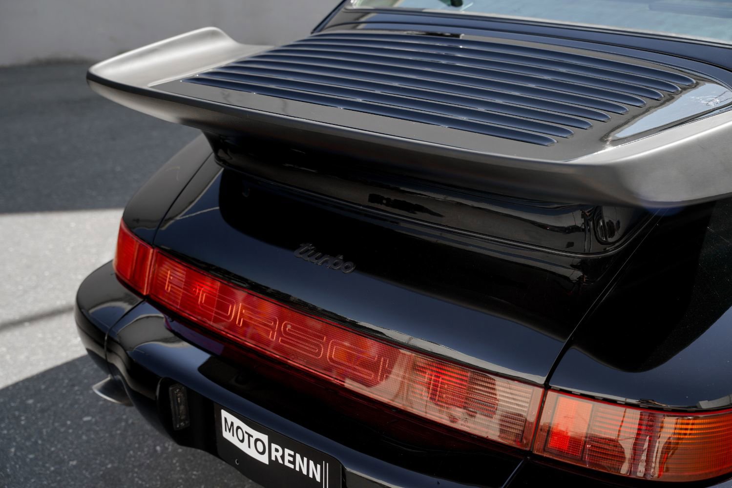 Used 1991 Porsche 911 Turbo image 4