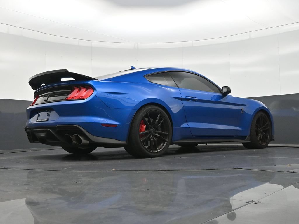 Used 2021 Ford Mustang Shelby GT500 w/ Technology Package RWD image 32