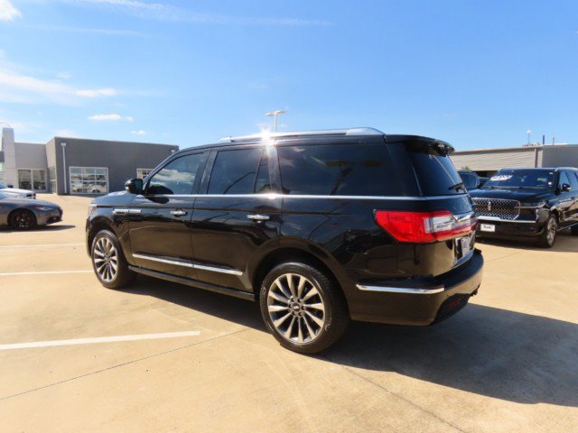 Used 2019 Lincoln Navigator Select image 15