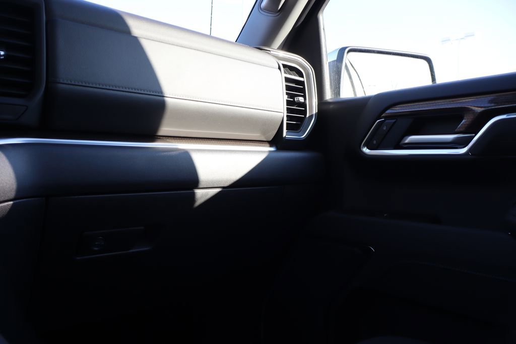 New 2026 Chevrolet Silverado 1500 LT image 39