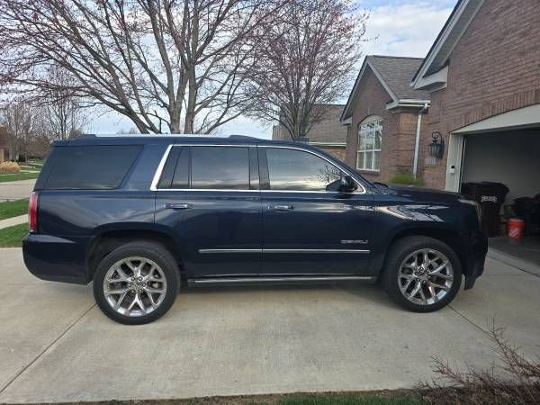 Used 2017 GMC Yukon Denali w/ Open Road Package image 3