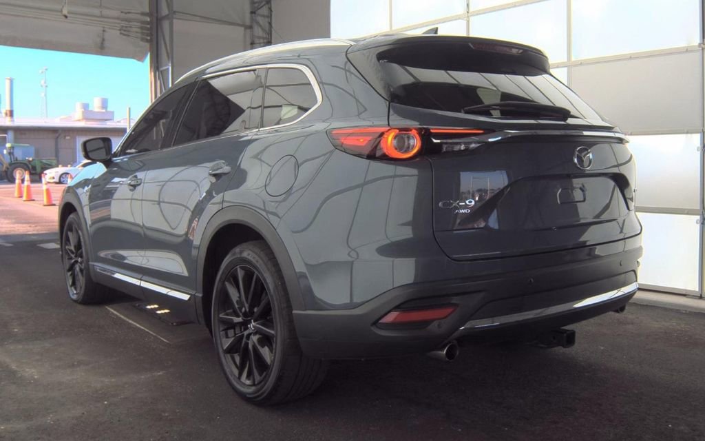 Used 2023 MAZDA CX-9 Carbon Edition image 6