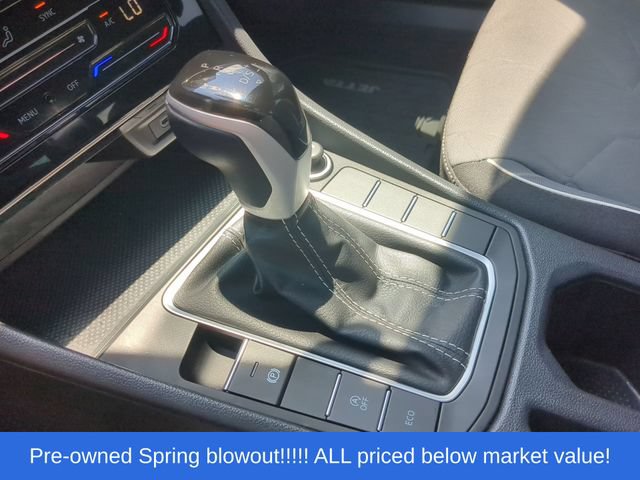 Used 2025 Volkswagen Jetta Sport FWD image 32
