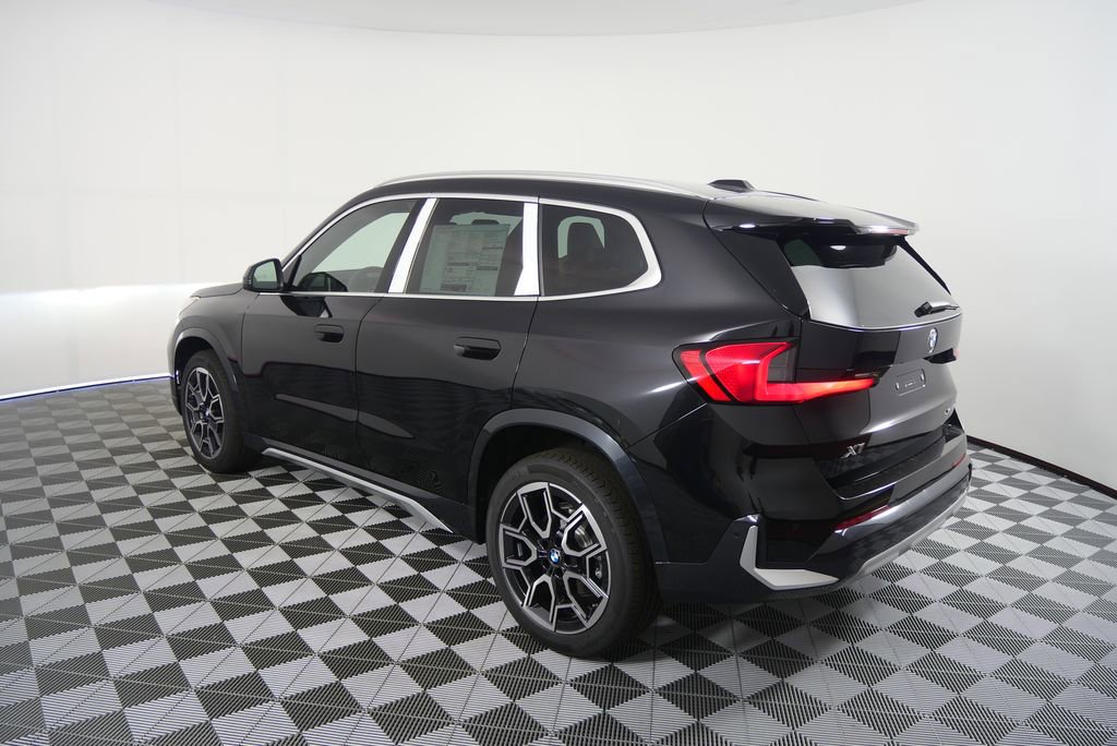 Used 2025 BMW X1 xDrive28i AWD/4WD image 5