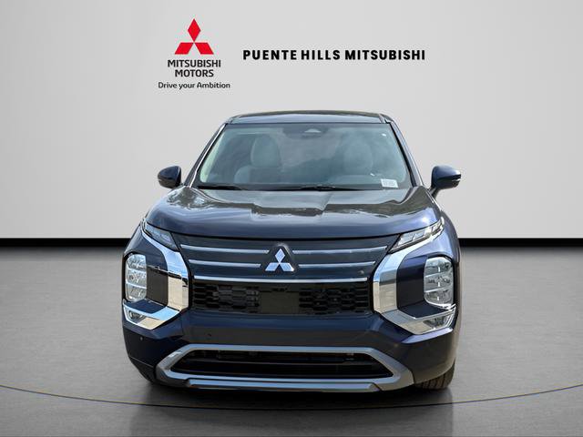 New 2026 Mitsubishi Outlander SE FWD image 2