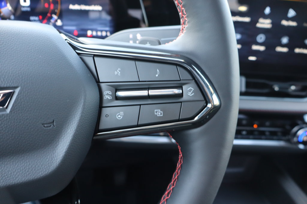 New 2027 Chevrolet Equinox RS w/ Safety and Technology Package AWD/4WD image 8