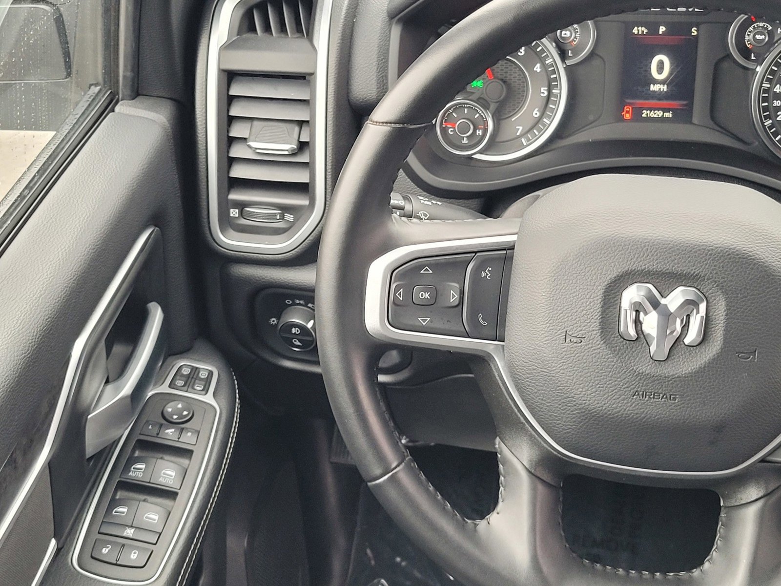 Used 2024 RAM 2500 Big Horn w/ Bed Utility Group image 13