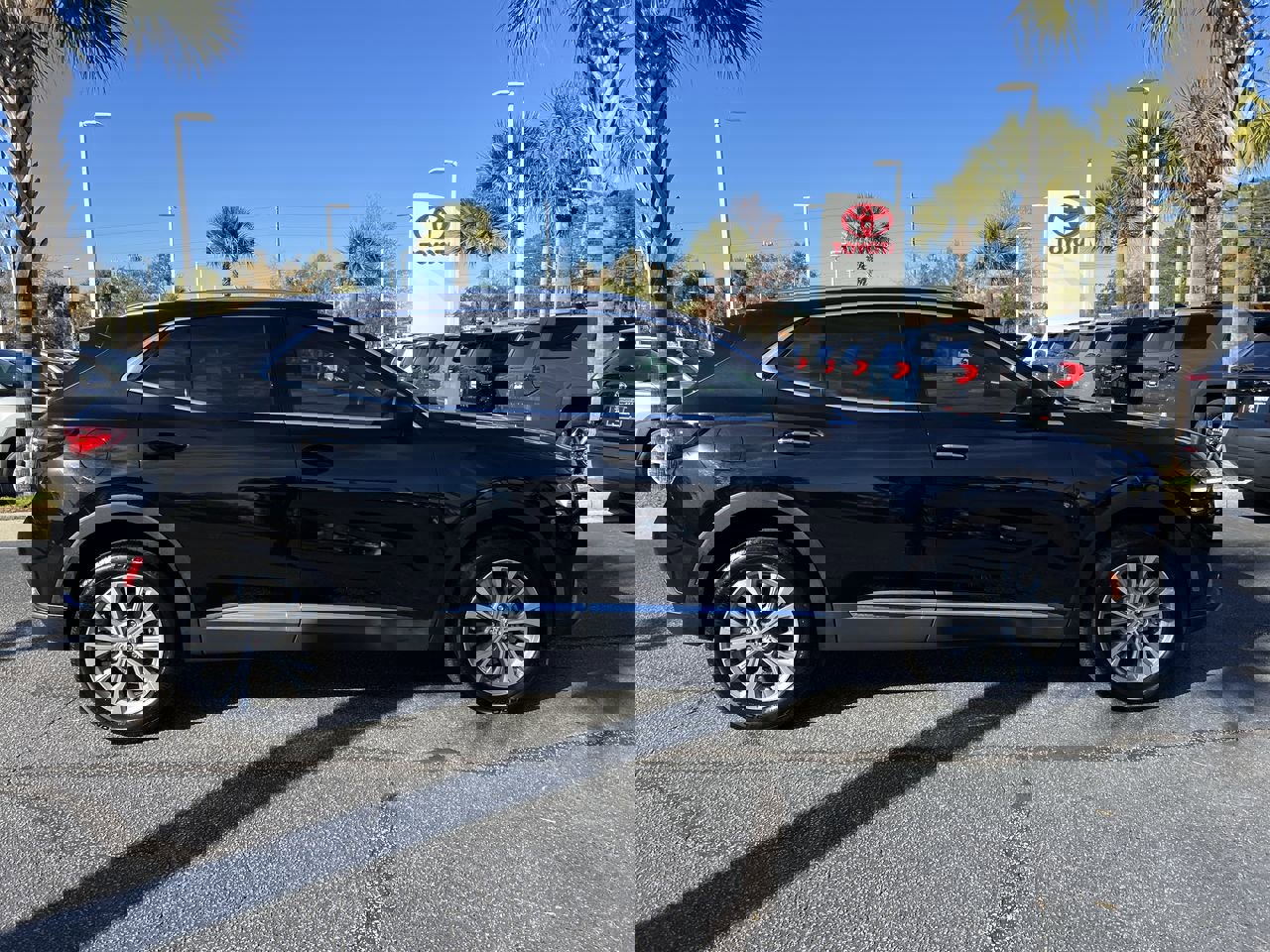 Used 2023 Buick Envision Preferred image 11