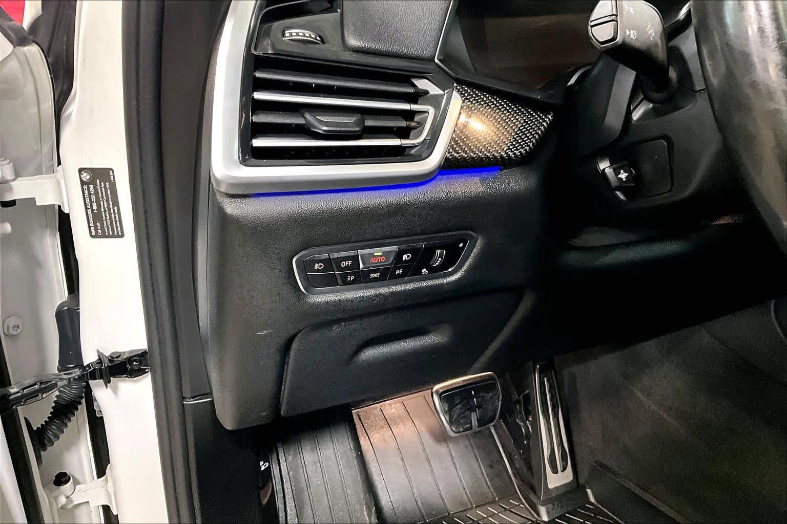 Used 2021 BMW X5 M50i w/ Premium Package image 31