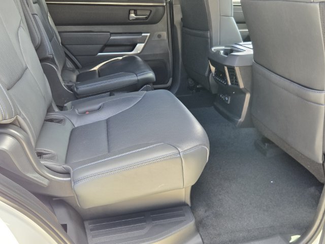 Used 2025 Toyota Sequoia Platinum w/ TRD Off-Road Package AWD/4WD image 16