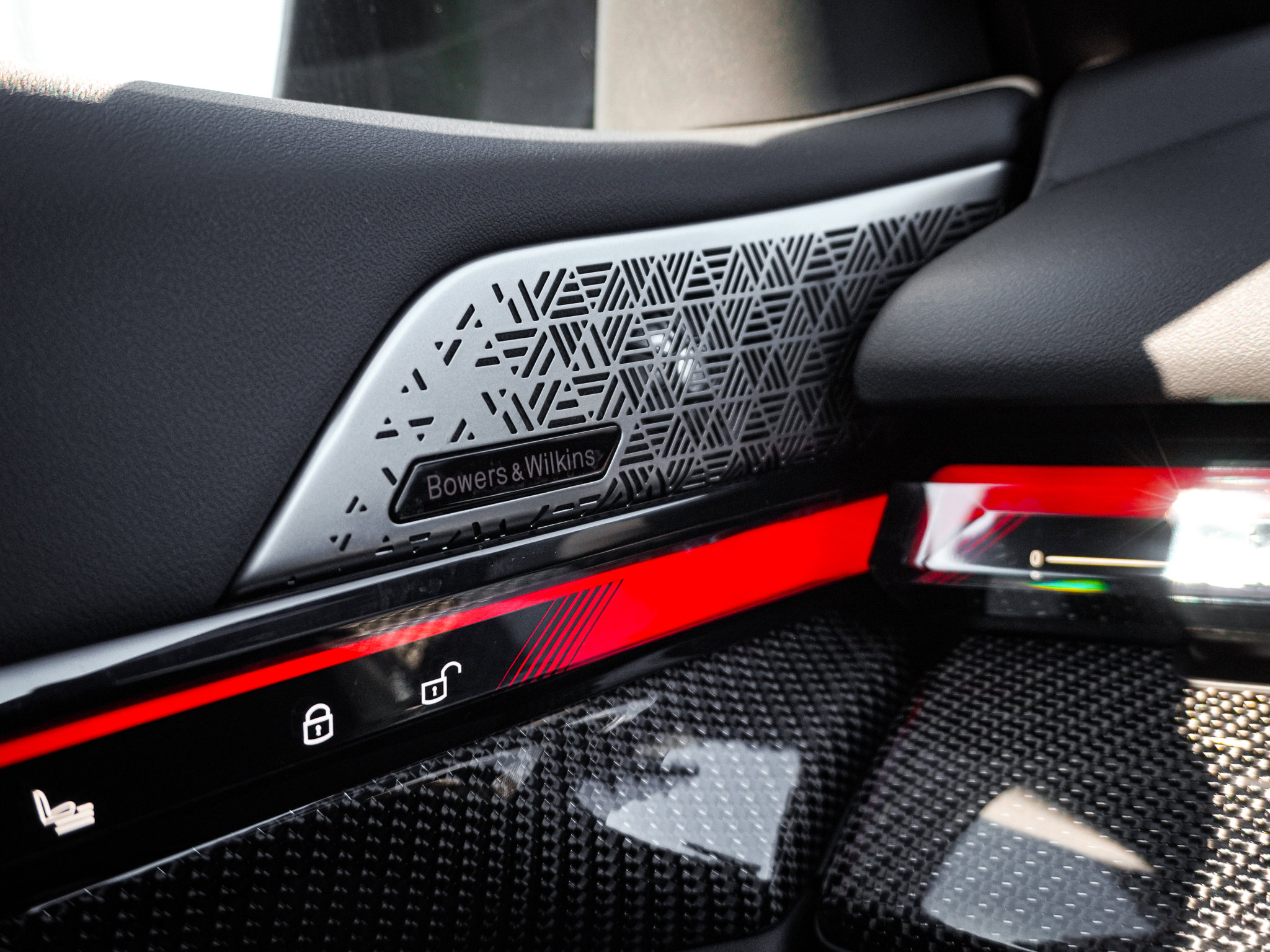 Used 2026 BMW M5 Touring image 33