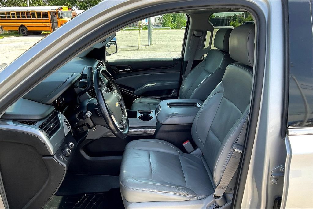 Used 2015 Chevrolet Suburban LT AWD/4WD image 23