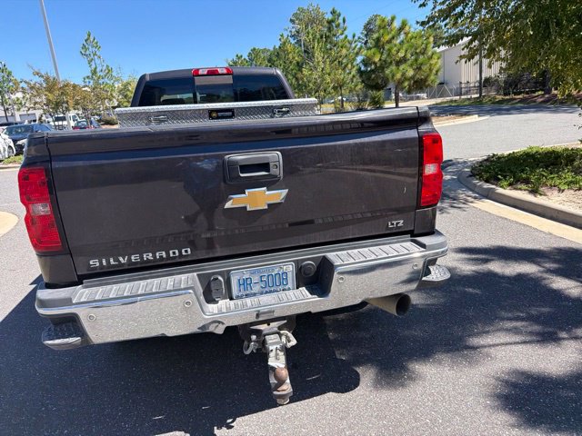 Used 2015 Chevrolet Silverado 2500 LTZ w/ Driver Alert Package AWD/4WD image 14