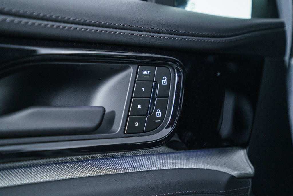 New 2026 Porsche Panamera 4 AWD/4WD image 26