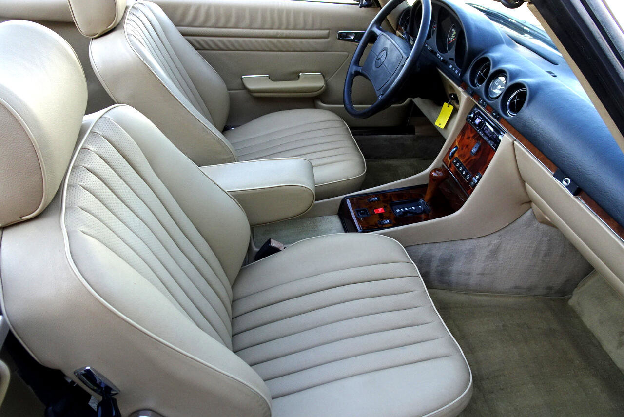 Used 1988 Mercedes-Benz 560 SL image 14