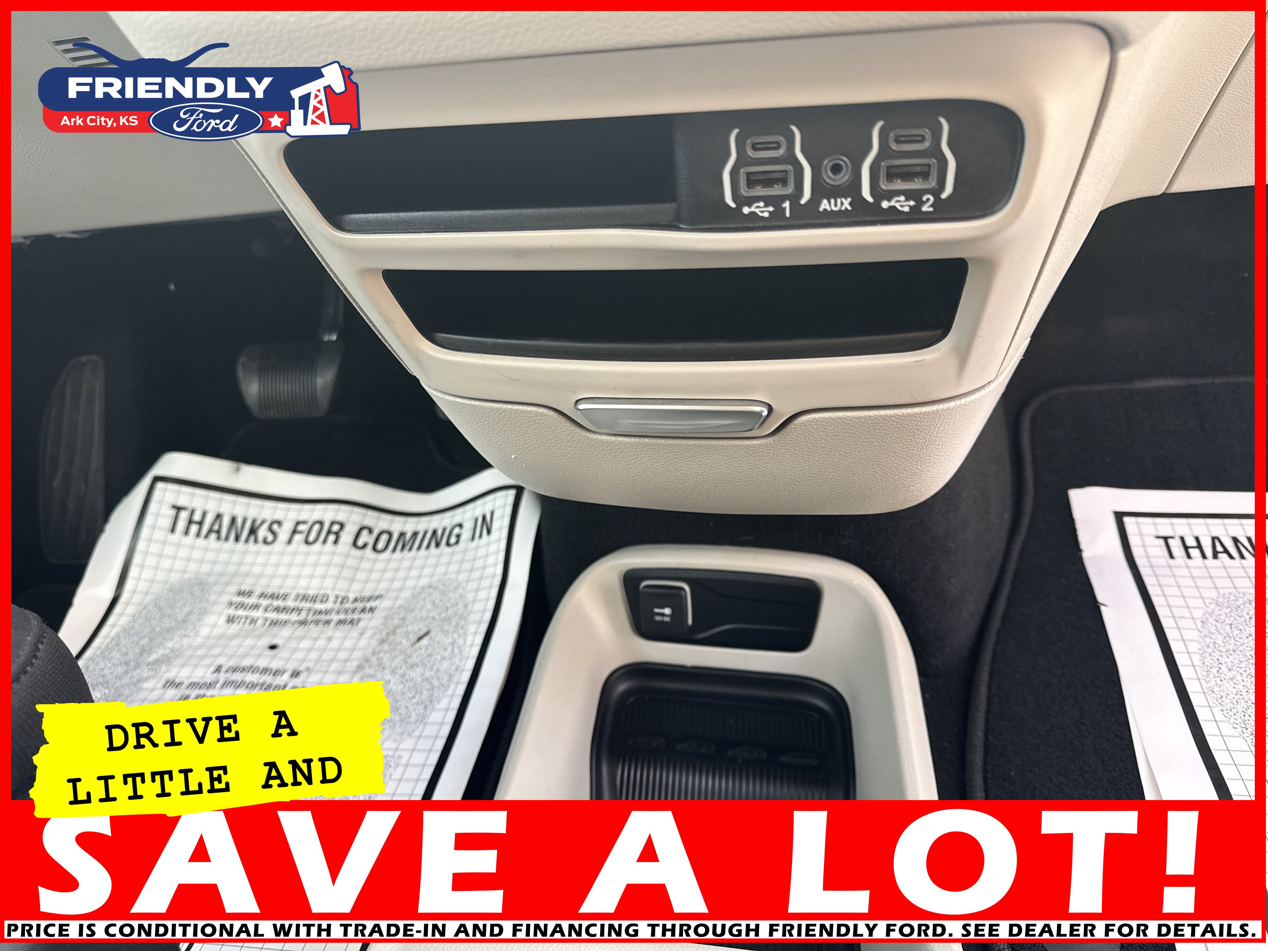 Used 2023 Chrysler Voyager LX image 25