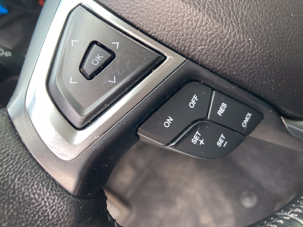 Used 2023 Ford Edge SEL AWD/4WD image 38